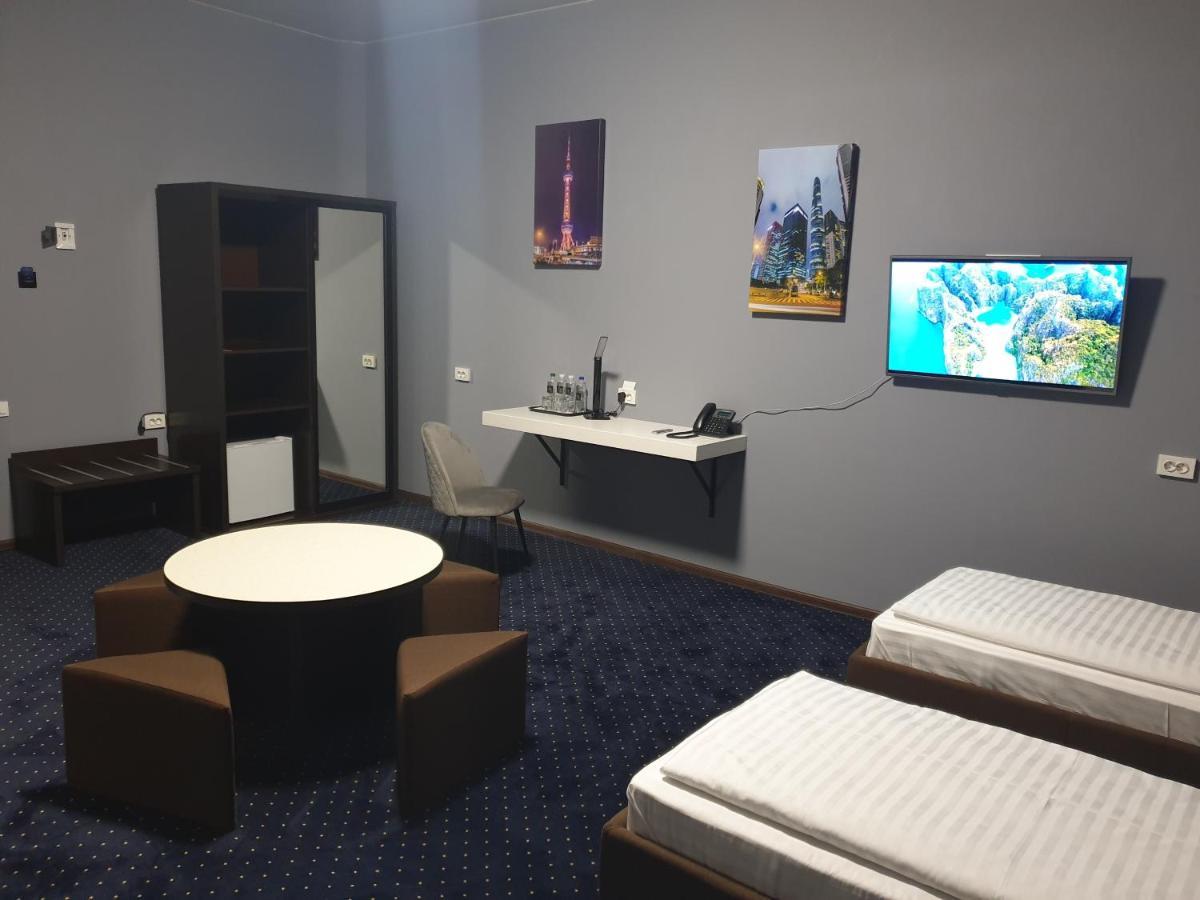 Lex Trend Hotel Irpin Eksteriør bilde